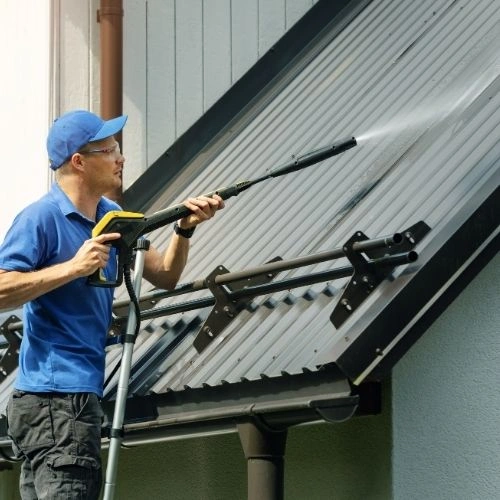 Expert roof washing service in Lakeland FL removing dirt, algae, and stains to protect shingles and restore your home’s beauty