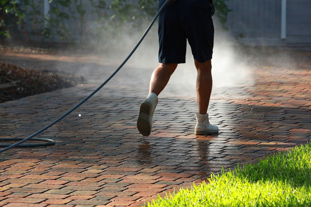 pressure washing costs in lakeland fl